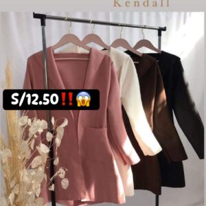 CAPA LARGA PAÑO Y CONEJO azul y rojo